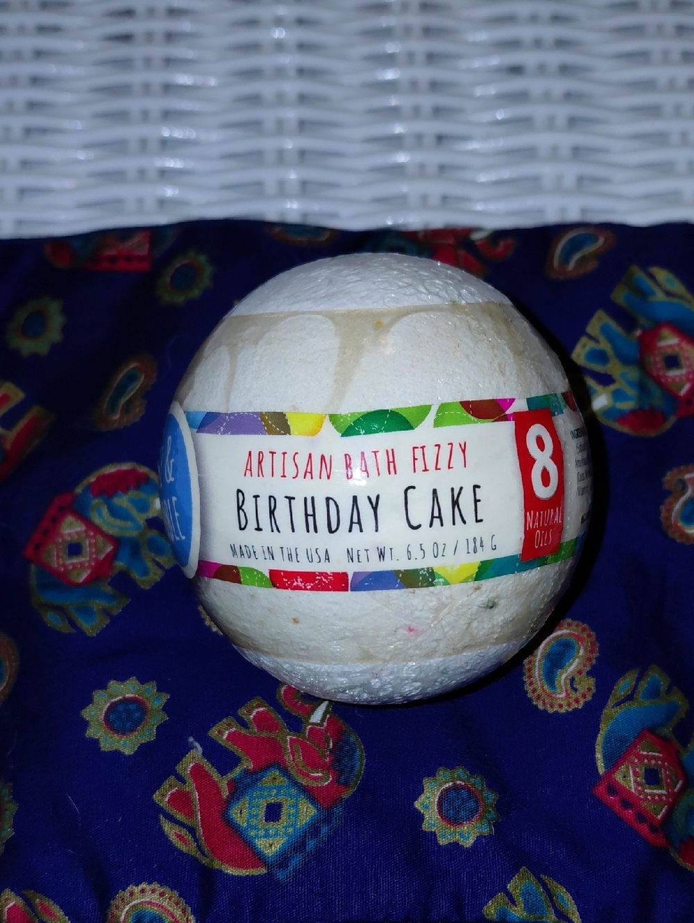 NWT Fizz & Bubble Artisan Bath Fizzy, Birthday Cake, Unopened